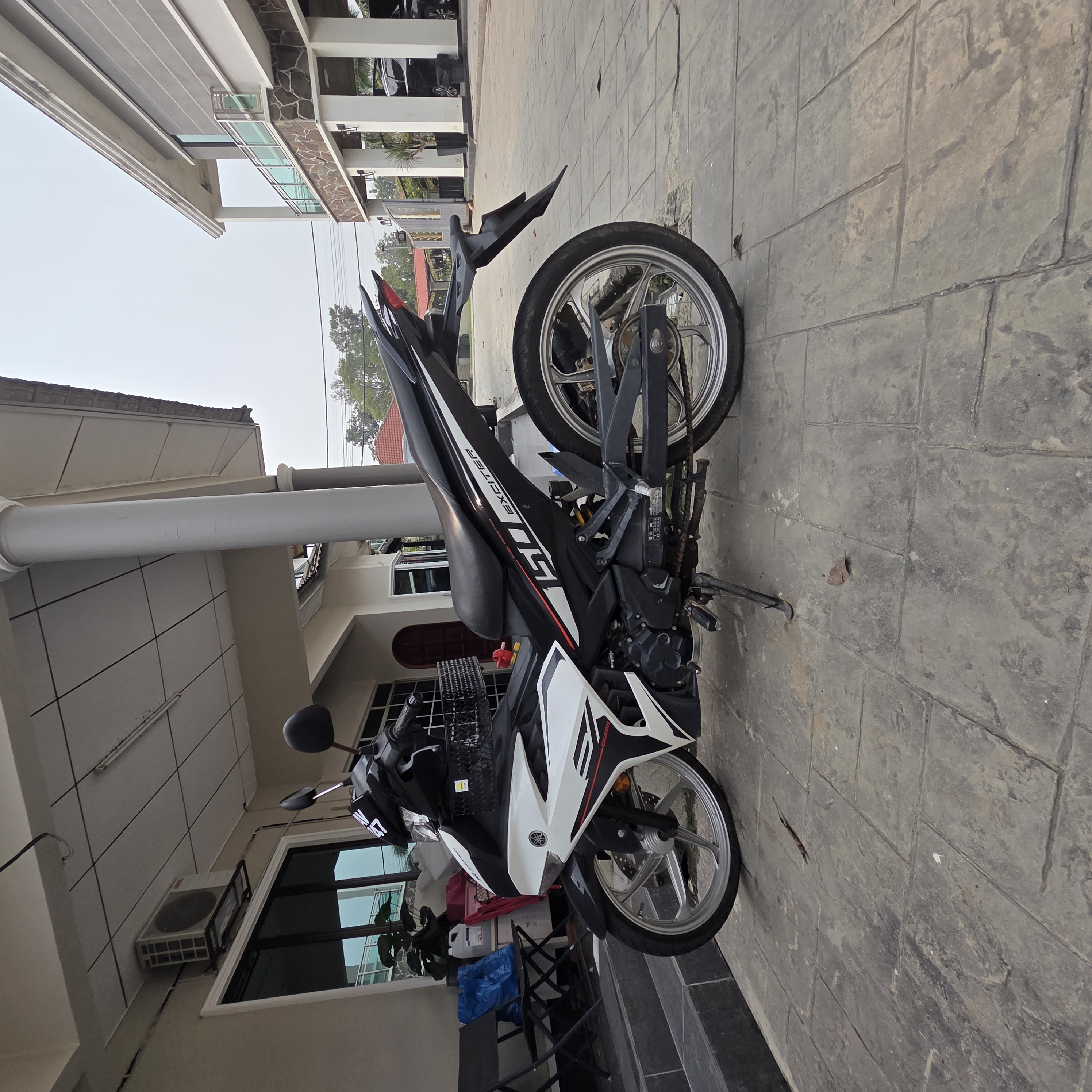 Motor
